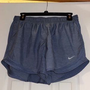 Nike Women’s Tempo Shorts. Size Large. Dusty Blue.